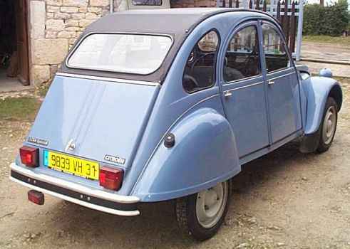 (c) www.frenchcars.fr.st 2002