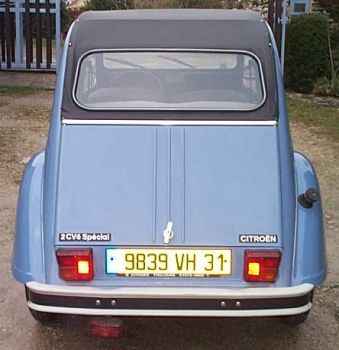 (c) www.frenchcars.fr.st 2002
